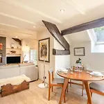 1 Bed In Nr Oc-lcc14 Apartman